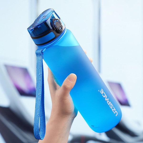 زجاجة مياه رياضية للشرب، محمولة، مانعة للتسرب، بلاستيك - متجر بيوتي سنتر